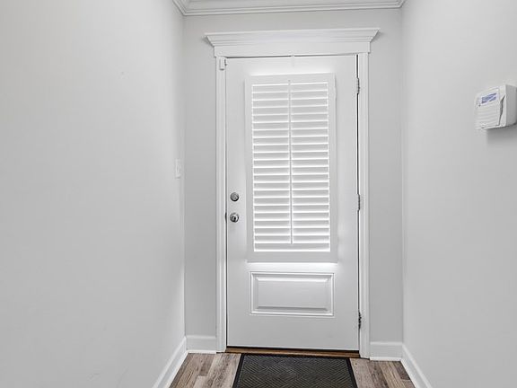 3rd image of 4154 Shadow Garden Dr
