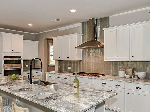 Kitchen virtually staged