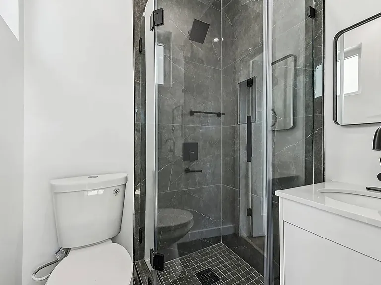 2919 S Burnside Ave #1 — Photo 22