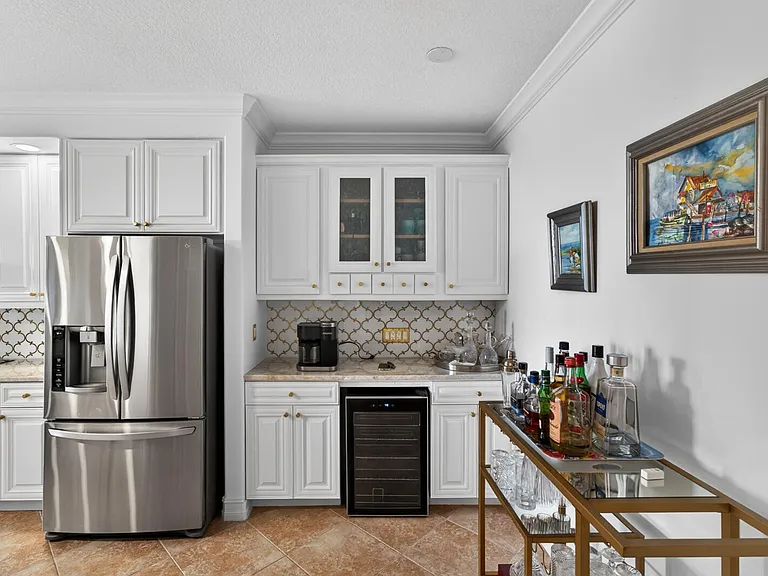 4180 N Highway A1a Hwy #604 — Photo 9