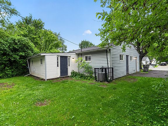 3rd image of 1274 Midway Ave