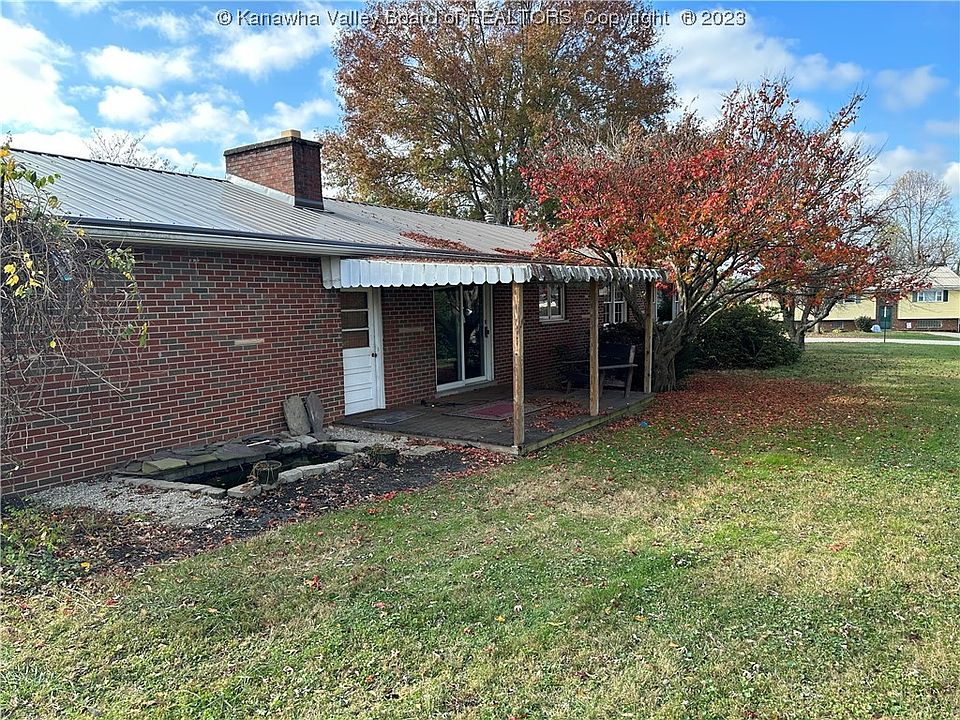2nd image of 202 Irene Cir