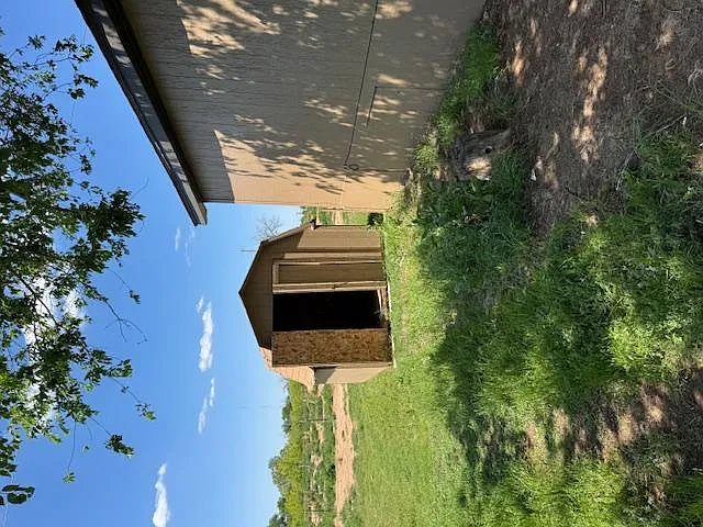 8405 N US Highway 287 — Photo 10