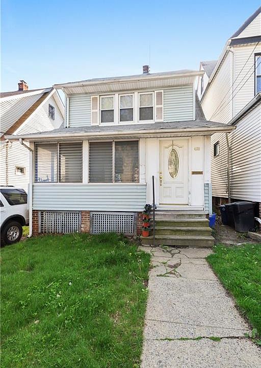1st image of 466 S 1st Ave