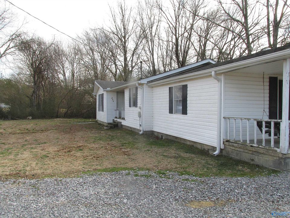1st image of 1452 Cave Spring Rd