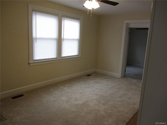 4th image of 5 S Grove Ave
