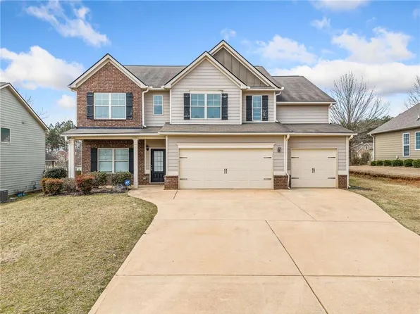 9109 Alden Dr, Locust Grove, GA 30248