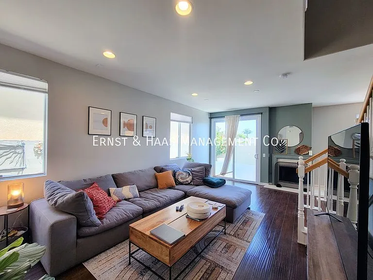 15616 Firmona Ave — Photo 4