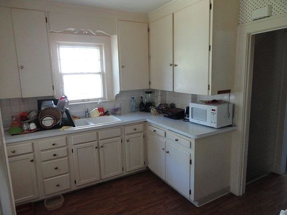 3rd image of 1146 Cleveland Heights Blvd
