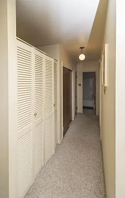 611 Jefferson Ave — Photo 10