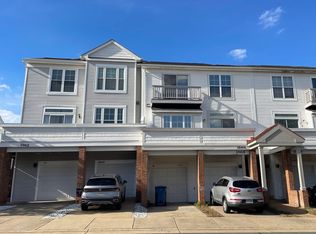 20416 Cool Fern Sq, Ashburn, VA 20147