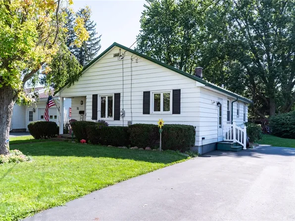 11 Kibbe Ave, Batavia, NY 14020