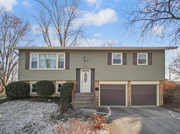 19021 Chestnut Ave, Country Club Hills, IL 60478
