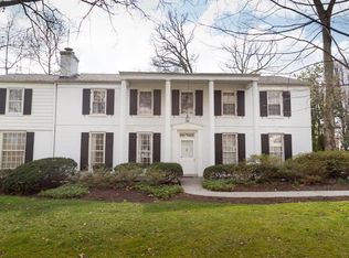 24 Loren Woods, Saint Louis, MO 63124
