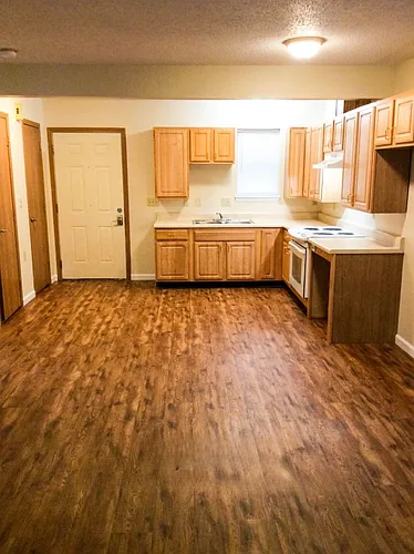 302 Sanders St Photo 1