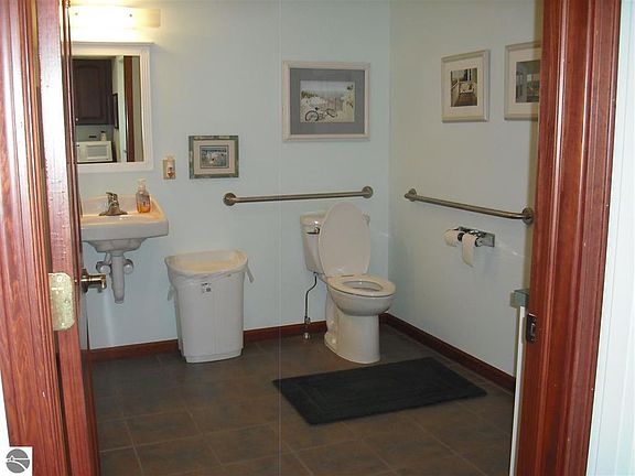 5th image of 1525 County Road 633