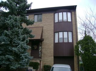 225 Grasmere Dr, Staten Island, NY 10305