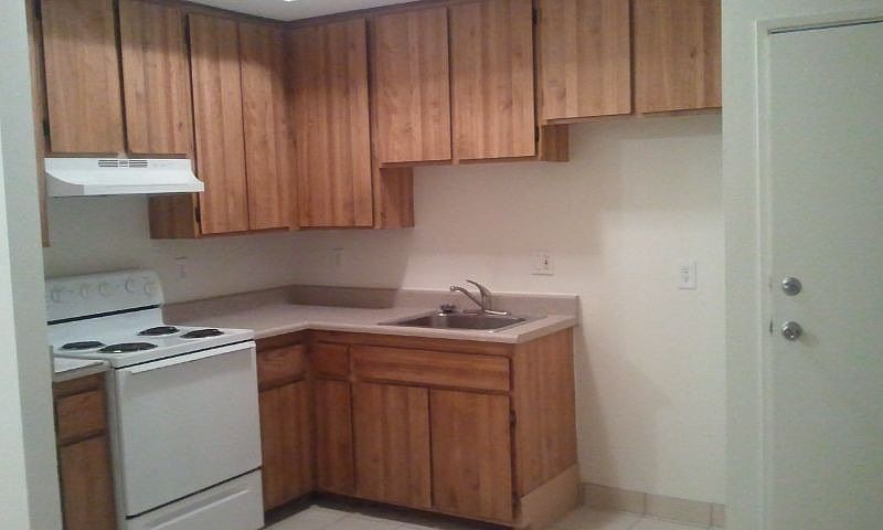 2nd image of 810 N Garfield St APT 6