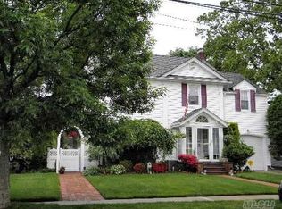 11 Amherst Ct, Rockville Centre, NY 11570