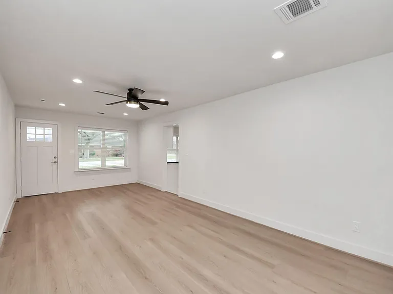 9261 Autauga St — Photo 9