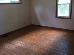 4883 Walker St, Greenwood, IN 46143