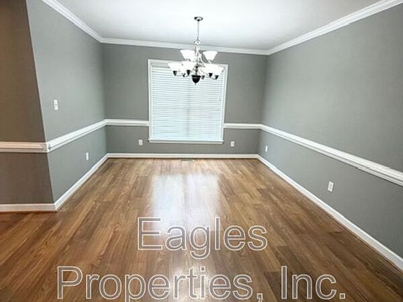 3rd image of 200 Myrna Dr