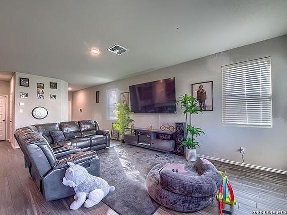 4th image of 5011 Sandstone Way