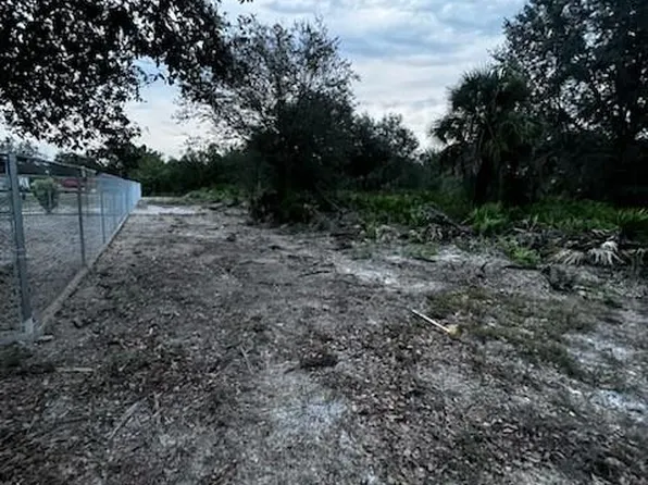 7861 3rd TER, LABELLE, FL 33935
