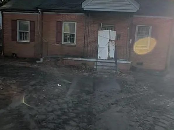 1215 W Thomas St, Rocky Mount, NC 27804