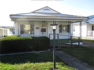 908 Ann St, Ravenswood, WV 26164