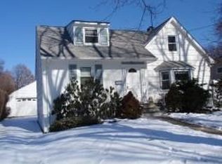 705 W Lincoln Ave, Rahway, NJ 07065