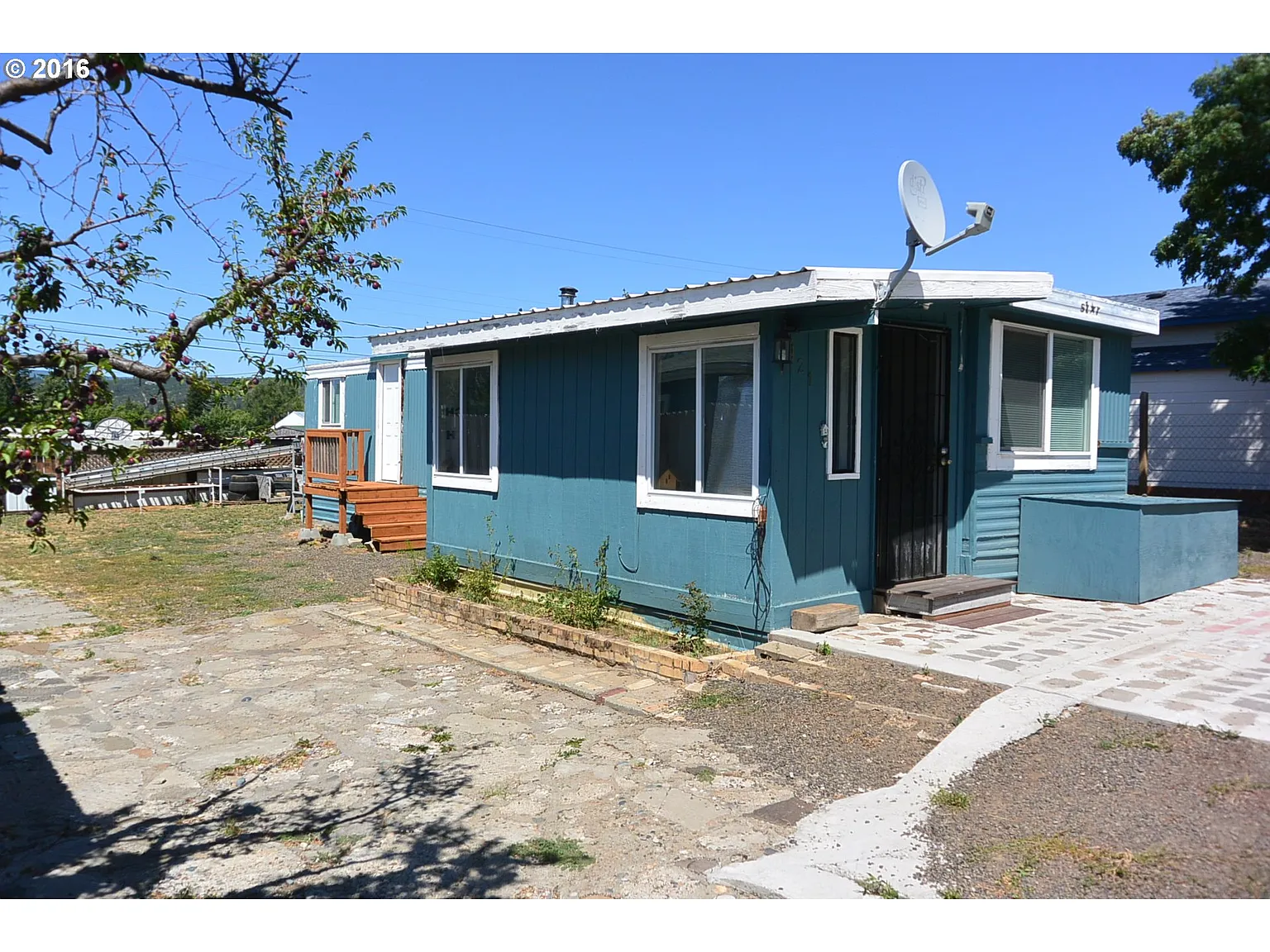 421 W Sentinel St photo 1