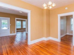 21 Stewart St #2, Amsterdam, NY 12010