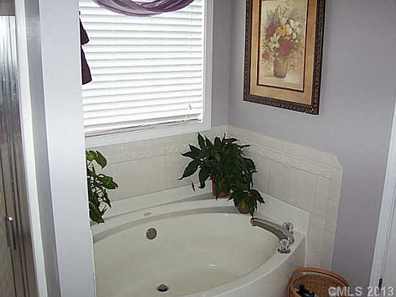 5th image of 1518 Seejay Ct