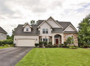 79 High Stone Cir, Pittsford, NY 14534