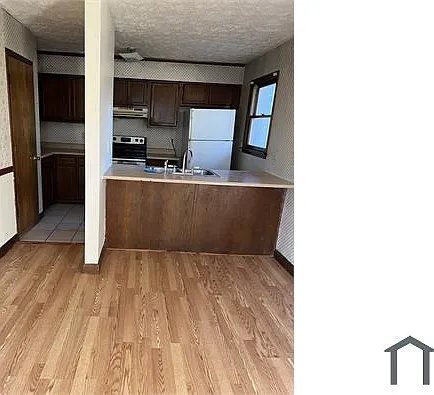 6681 Winchester St — Photo 14