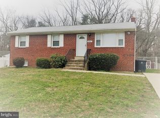 9001 Townsend Ln, Clinton, MD 20735