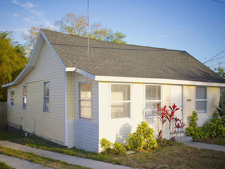 1109 Blanche B Littlejohn Trl — Photo 4