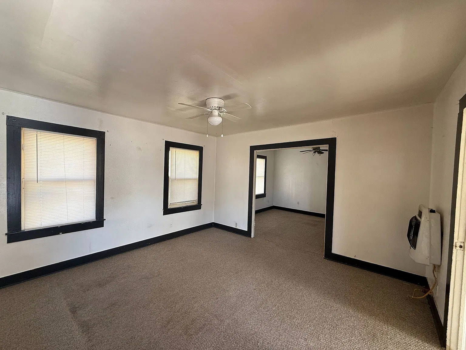 2 bed, 1032 sqft, $1,195 — Photo 2