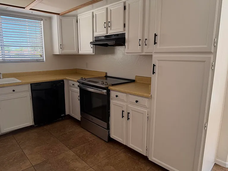 2207 W Ironwood Dr — Photo 5