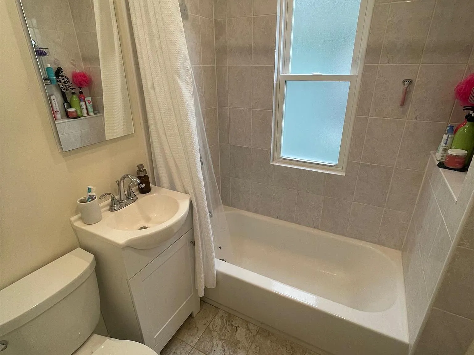 3 bed, 1500 sqft, $3,900 — Photo 3