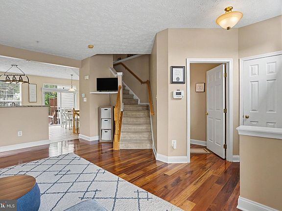 5th image of 4544 Golden Meadow Dr