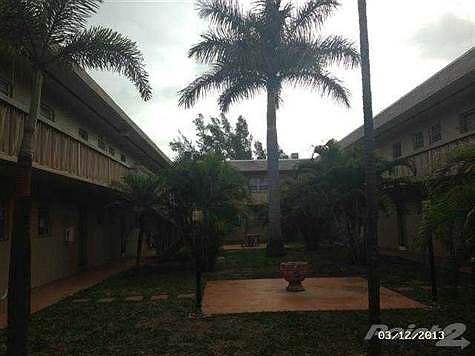 2nd image of 1370 NE 119th St APT 21E