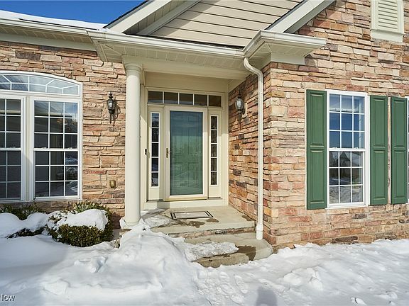 2nd image of 3510 Saint Andrews Ln