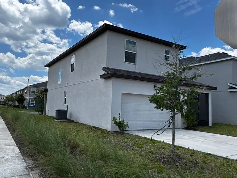 11777 Globe St — Photo 6