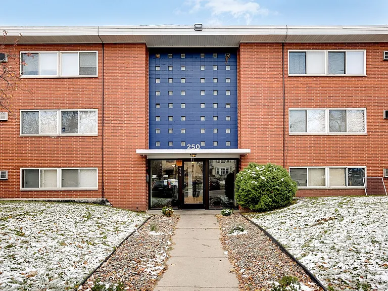 300 Fuller Ave #8 — Photo 23