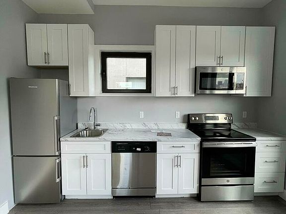 2nd image of 102 Convent Ave #644