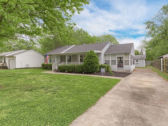 2nd image of 3039 Quincy Ct