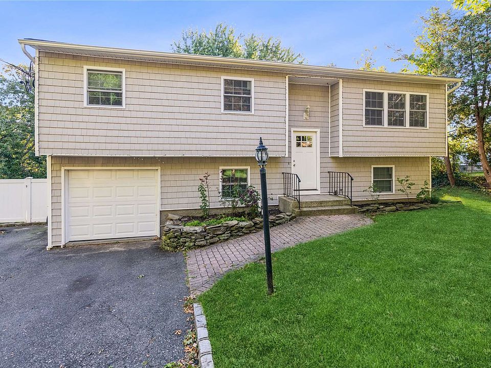 1st image of 85 Serene Pl