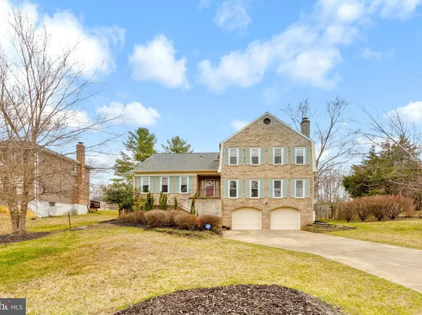 2014 Stateroom Dr, Stafford, VA 22554